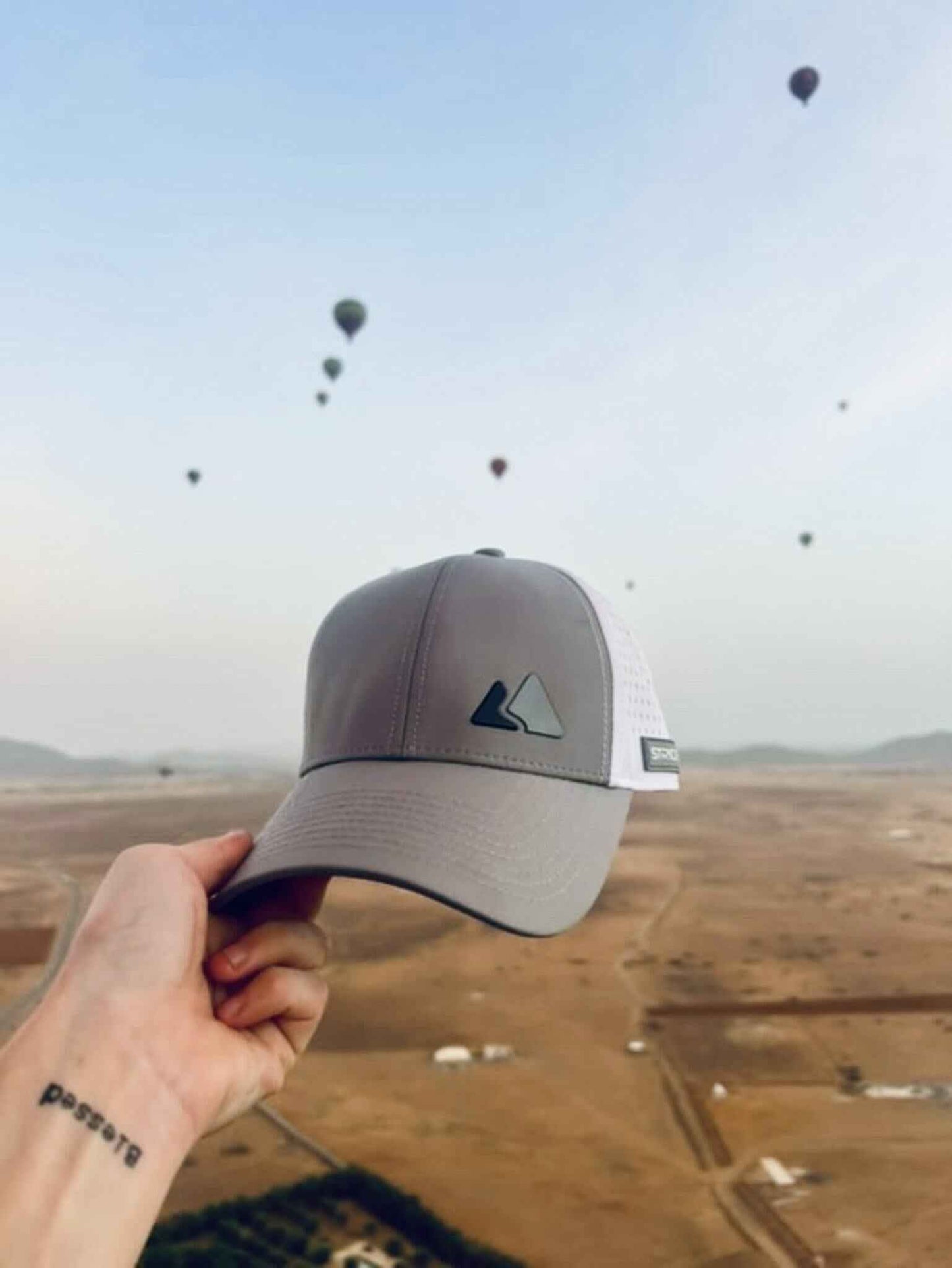 Water Resistant Running Cap - Breathable & Quick-Dry